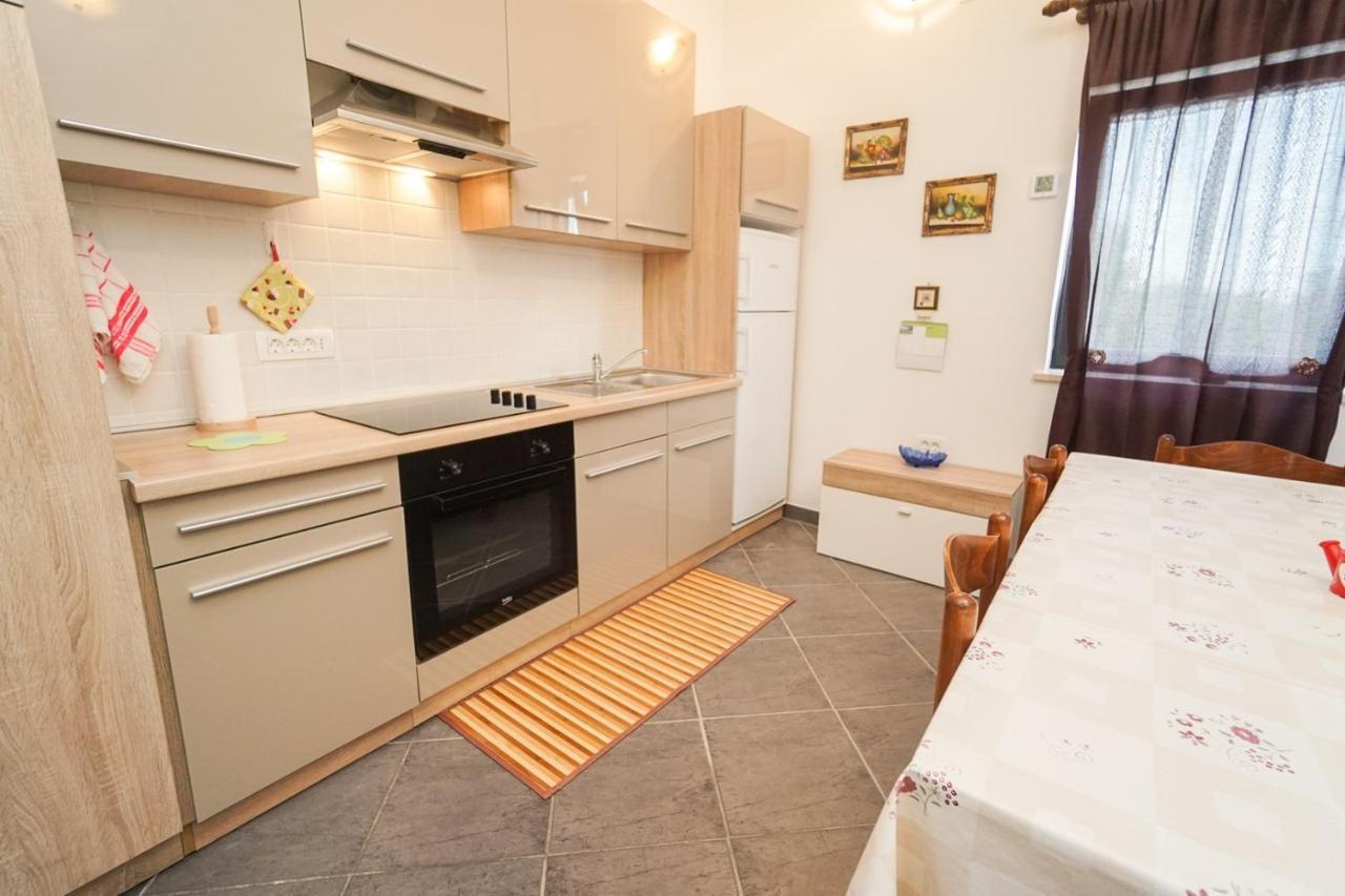 Apartments Mira Savudrija Crveni Vrh Extérieur photo