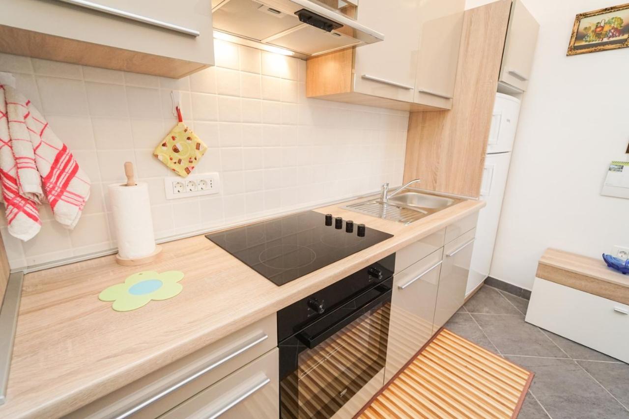 Apartments Mira Savudrija Crveni Vrh Extérieur photo