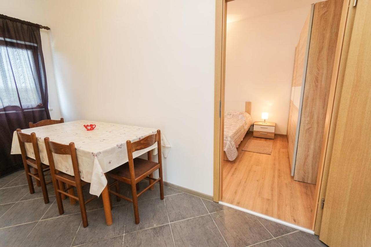 Apartments Mira Savudrija Crveni Vrh Extérieur photo